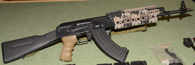 cm048