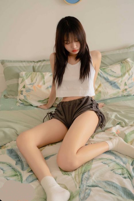 柒柒要乖哦/柒柒不可爱 全套写真&随包视频 69套53.8G