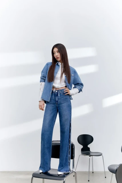 suzy actrice 1375279.webp