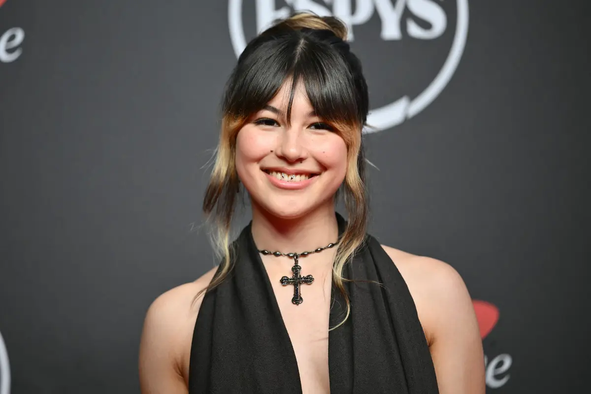 Coafura Alysssei Liu la ESPY: Un triumf al eleganței moderne