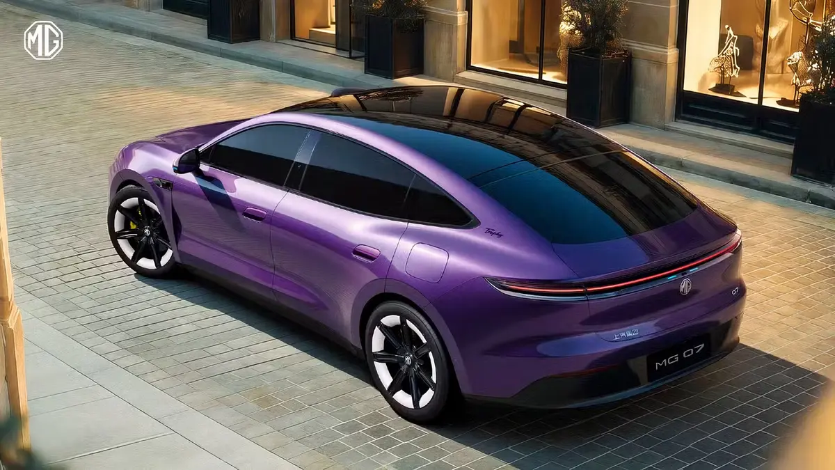 Scandal de plagiat la MG: Noul sedan 7, acuzat că a copiat Porsche Taycan