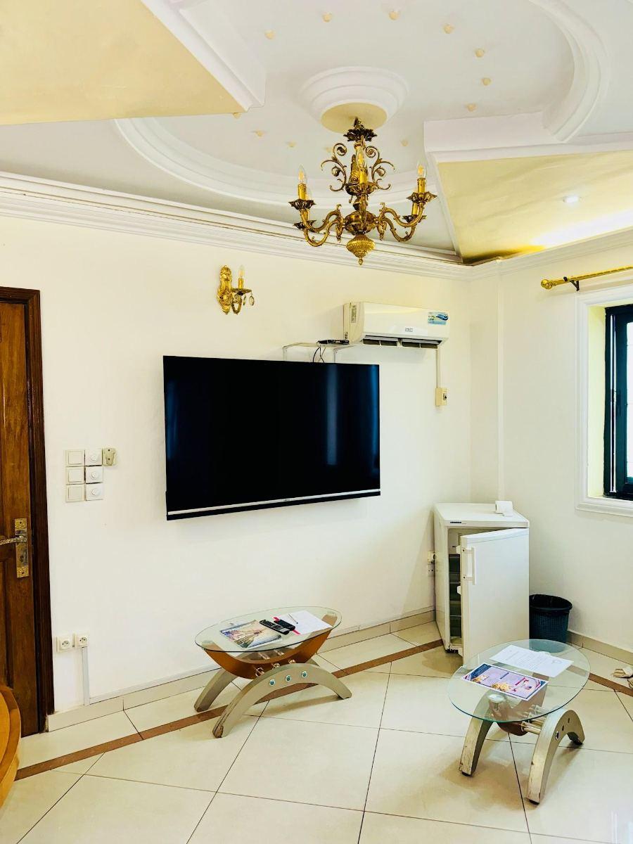 Chambre meublée à louer à Bessengue, Douala - 20000 FCFA/nuit