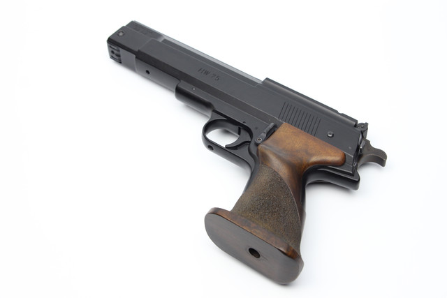 HW75 2