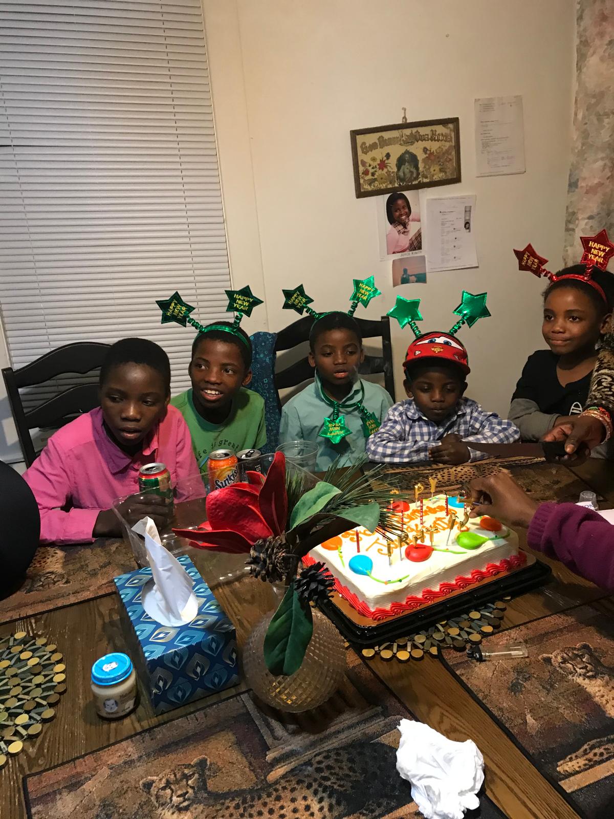 Refugees kids Cake for birthday