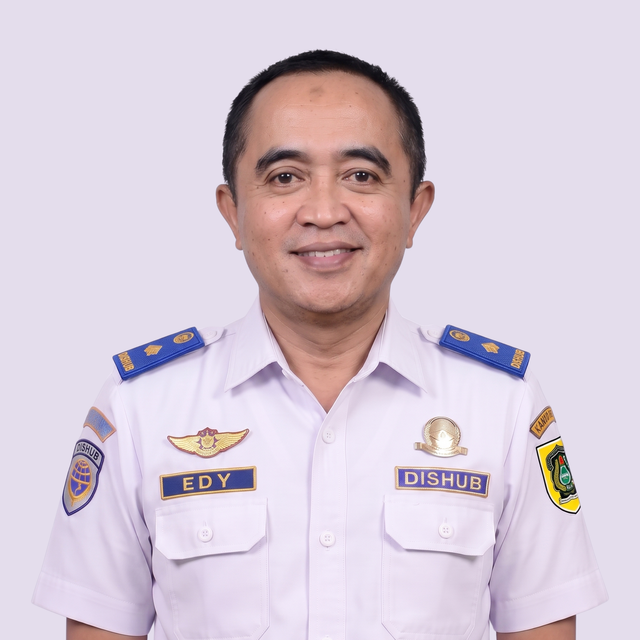 Pas Foto Penguji (2).png