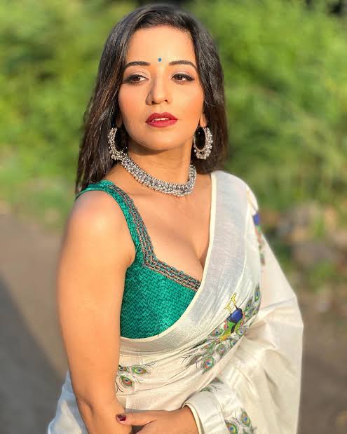 sautela pyaar maa ka garam badan