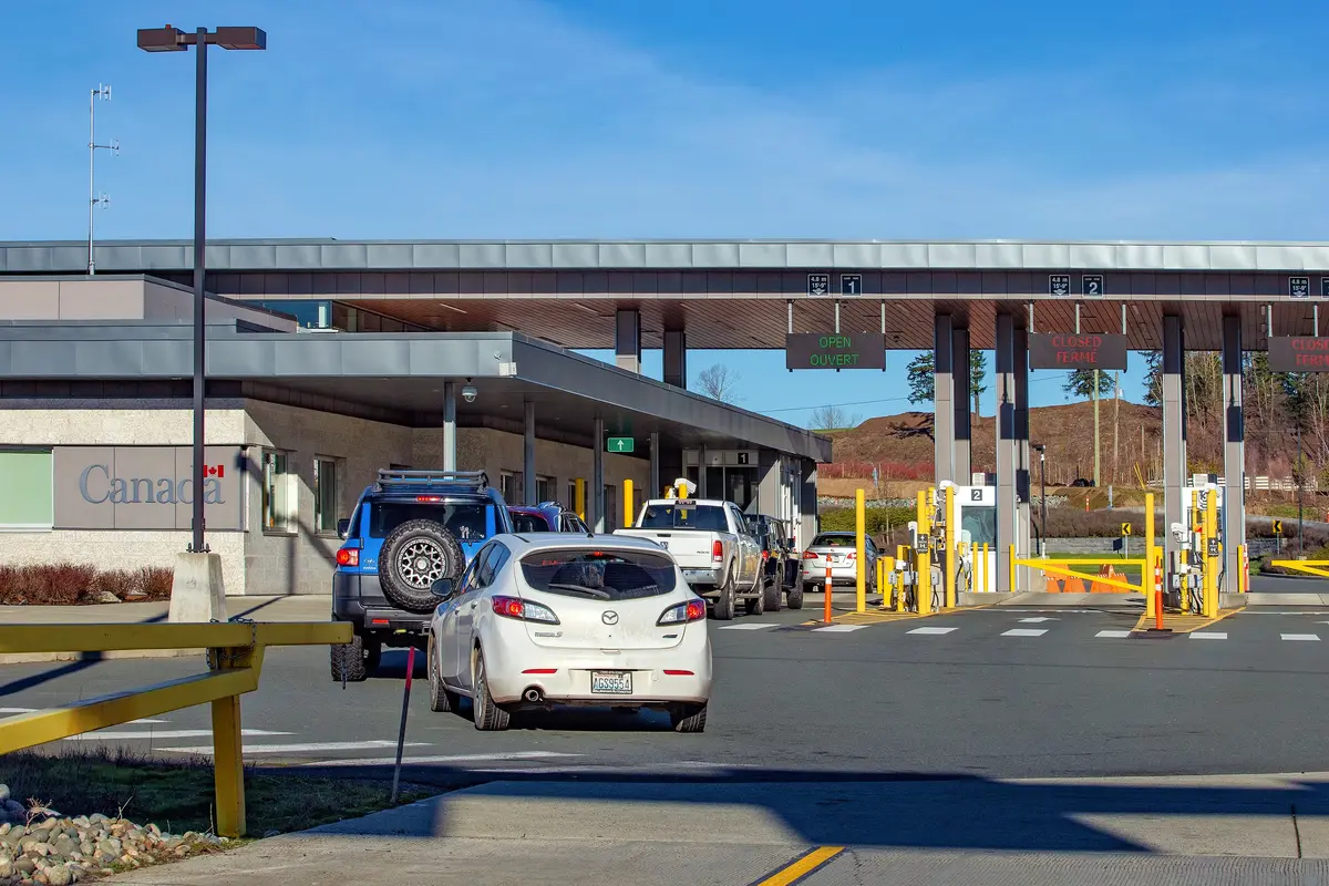 Canadian Travelers Resist U.S. Trip Revival Despite Industry Hopes