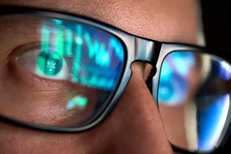 DEF CON Bans Camera-Equipped Glasses Ahead of 2026 Event