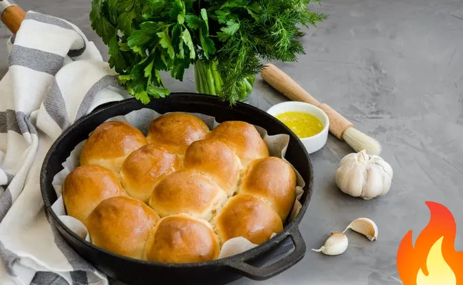 Постер Быстрые пампушки с чесночным соусом