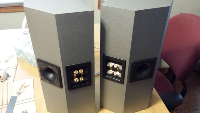 speakers 1