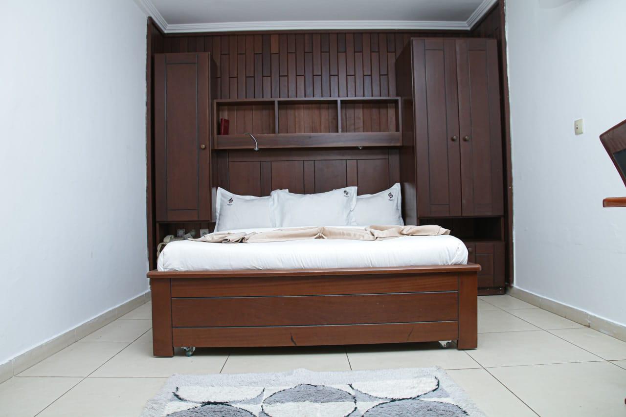 Studio meublé à louer à Melen 2, Yaoundé - 40000 FCFA/nuit