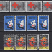 524