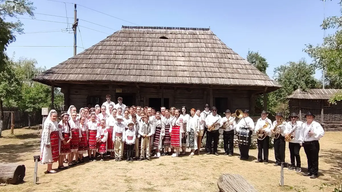 România Autentică: 10 ani de tradiție și identitate românească
