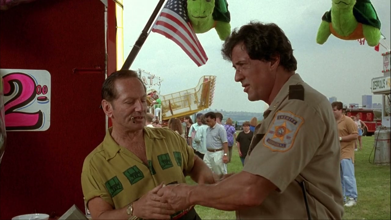 Cop Land Screenshot