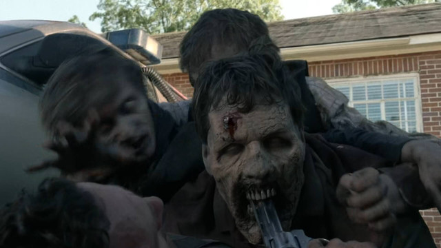 Screenshot of The Walking Dead  [Season 1-11] (2010) &bull; English on MovieLinkBD