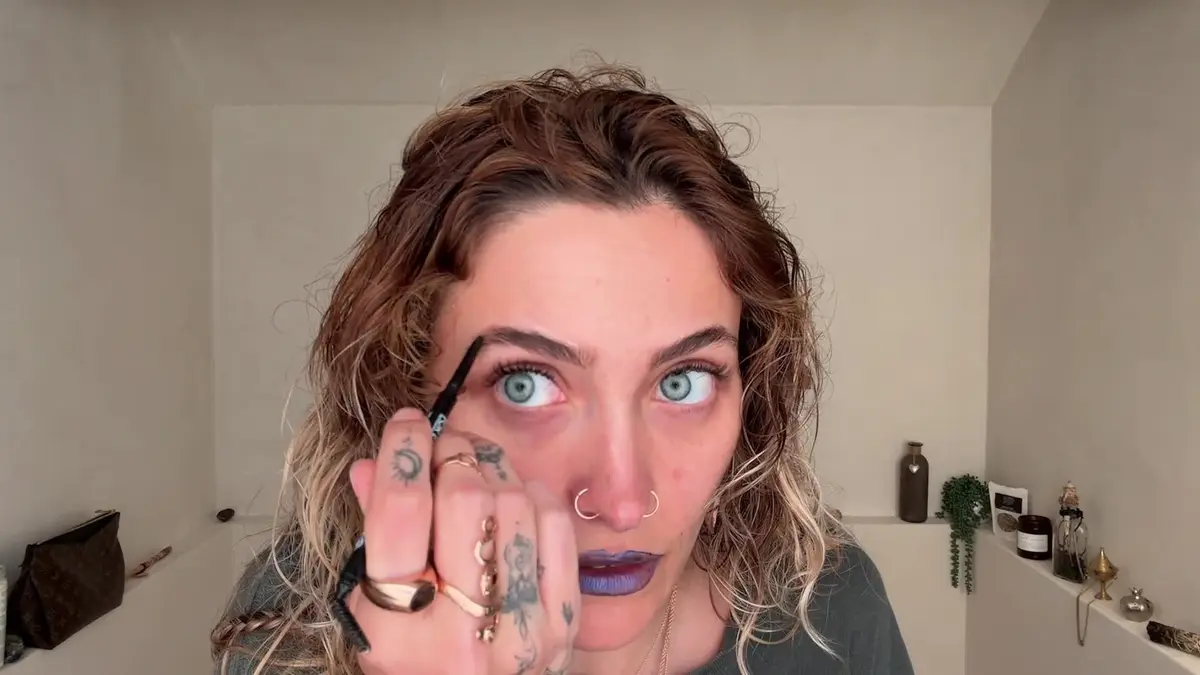 Paris Jackson Shares Intimate Family Memory