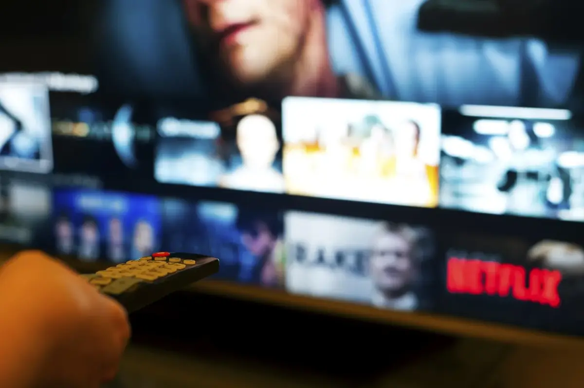 Netflix aduce un august plin de premiere și continuări captivante