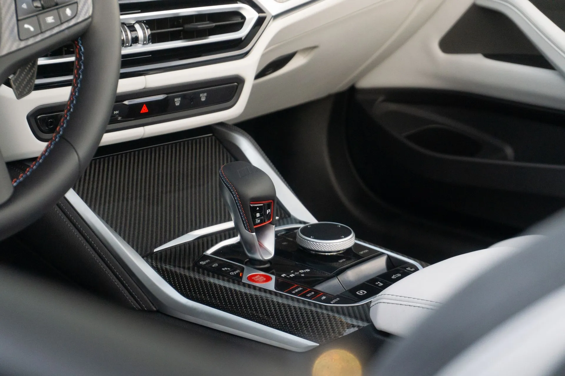 BMW M4 Competition Convertible photo 9