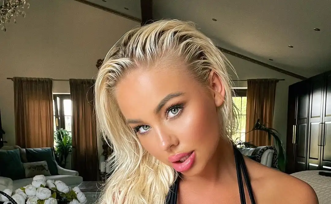 Amanda Breden Wallpapers Insta Fit Bio (9)