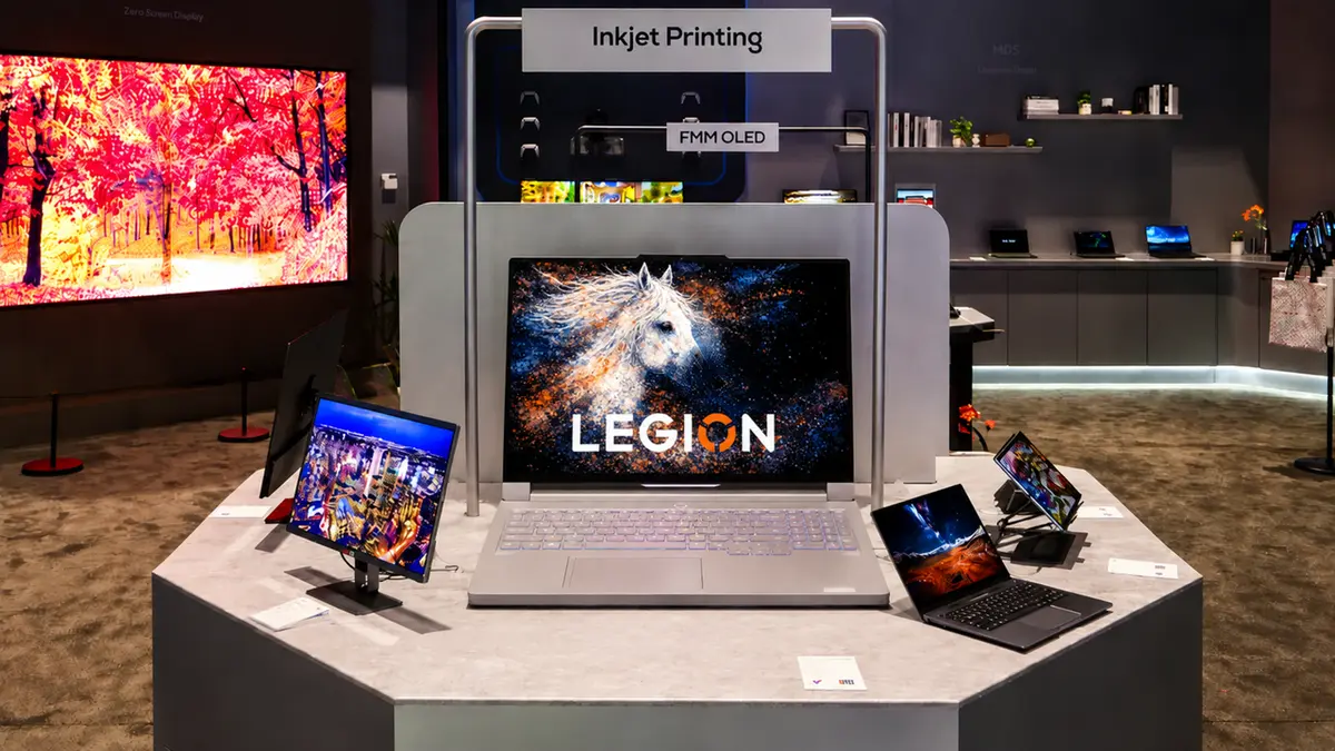 Lenovo Unveils First Laptop with Inkjet-Printed OLED Screen