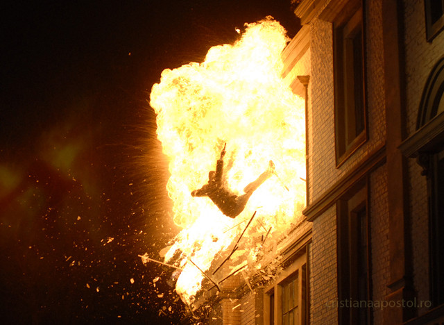 https://i.ibb.co/MP0fQ6S/Explosion-01.jpg