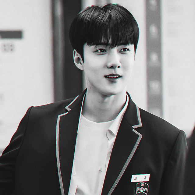 SEHUN09