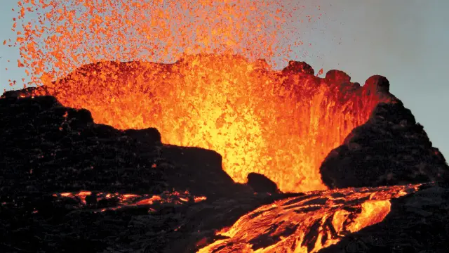 https://i.ibb.co/MR9Ynst/kinds-eruptions.webp