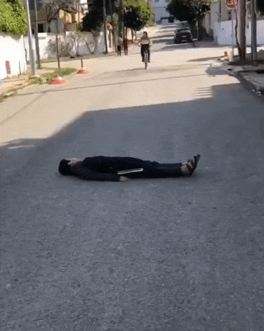 https://i.ibb.co/MZSBLY3/ezgif-2-c5d8770ee2.gif
