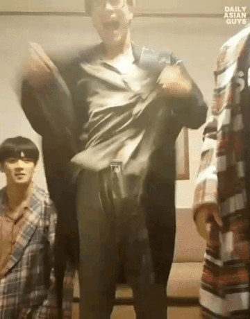 moonbinass.gif