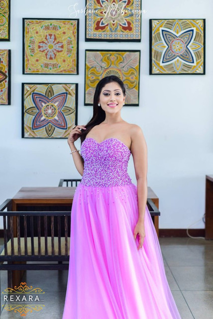 Maneesha-Piumali-5.jpg