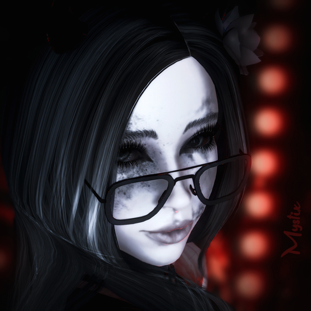 SelinaMoore.png