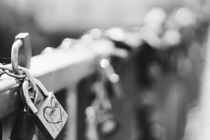 Why We Remember Some Moments Forever and Forget Most of Everything Else