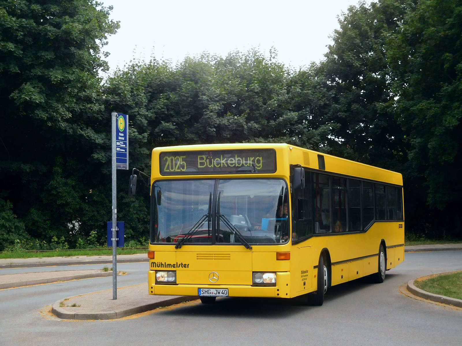 i.ibb.co/MkKVCHfz/40-ex-HL726-20180614-Rinteln-Bhf.jpg