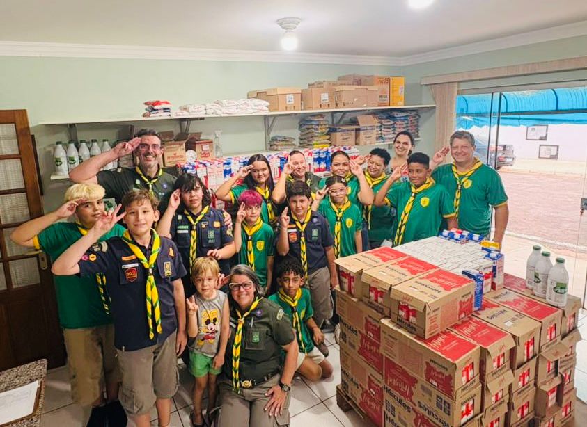 Grupo Escoteiro Aliança de Ouro arrecada mais de 1,1 mil litros de leite para a RECCO em Ourinhos