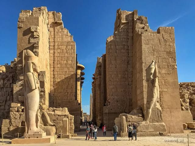 Luxor Economy