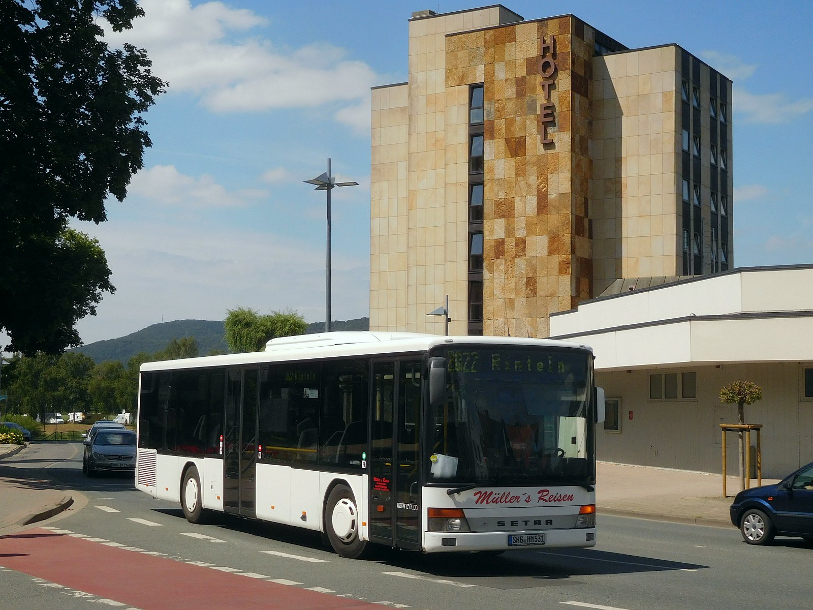 i.ibb.co/MxLVMQRf/531-20180614-Rinteln-Pferdemarkt.jpg
