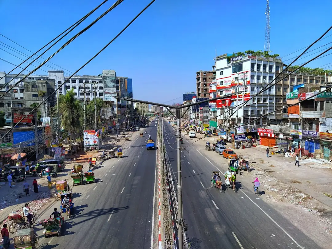 Bangladesh cântărește restricțiile pe rețelele de socializare
