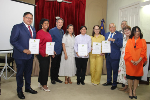 Academia Dominicana de Medicina incorpora a cinco nuevos miembros y reafirma su compromiso con la ciencia.  .