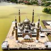 Masjid Kristal4
