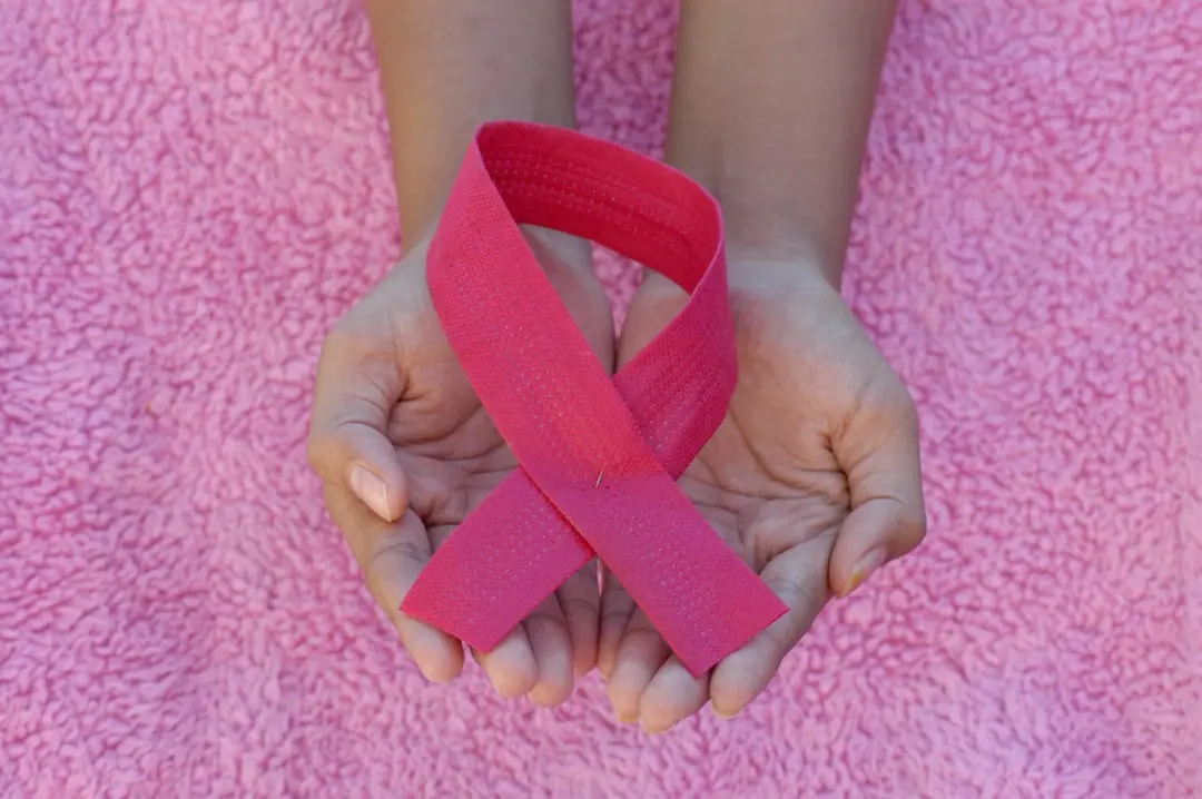 Mercur în Cancer: Emoții în Fierbere
