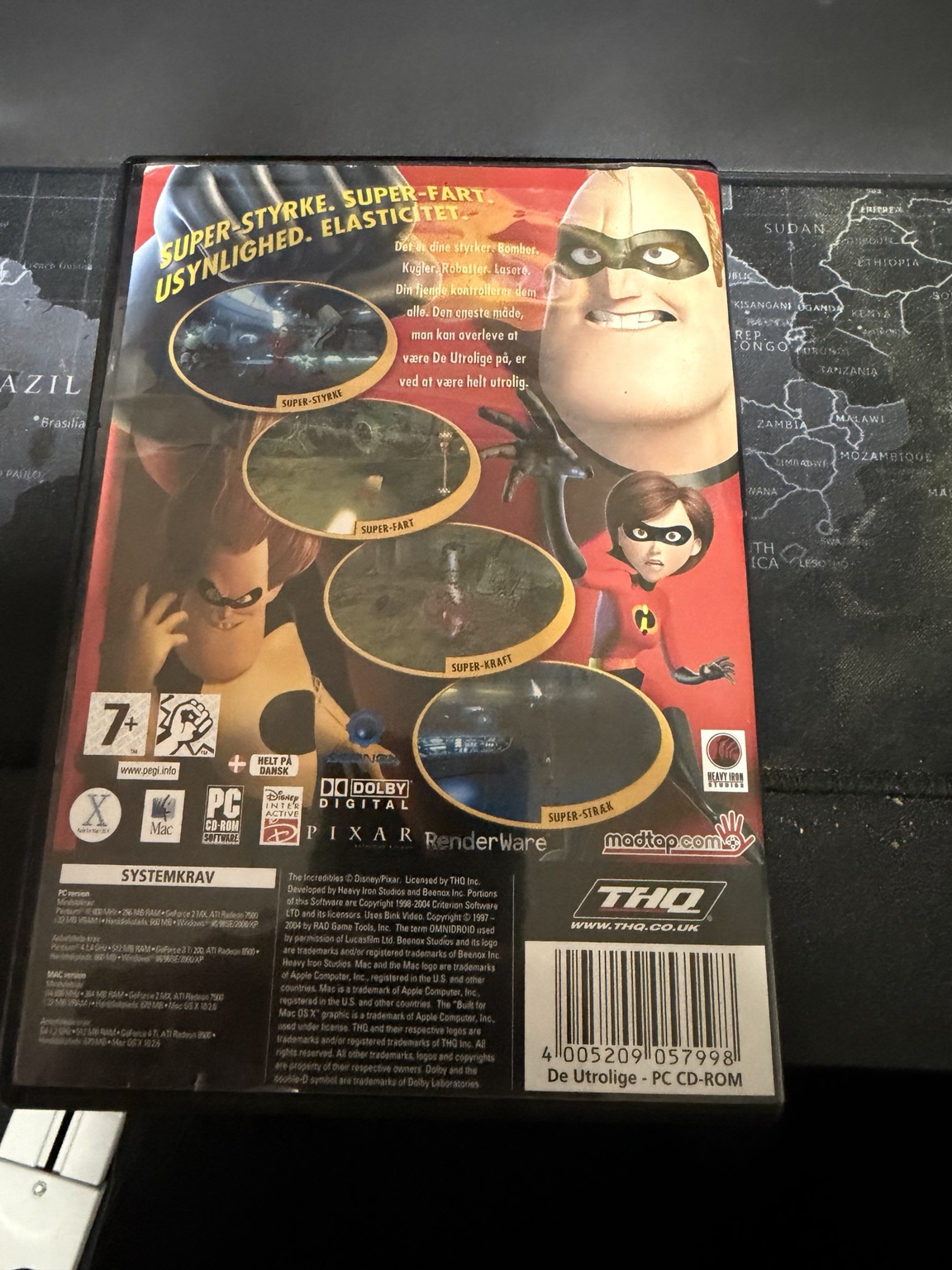 De Utrolige Danish back cover and character powers