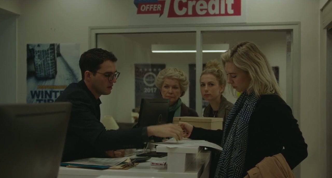 Pieces of a Woman Screenshot