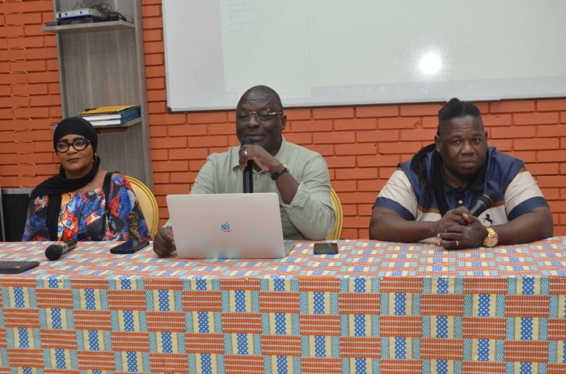 Illustration - Zouglou contre Akye-Abbey : deux nuits pour dire l'independance autrement