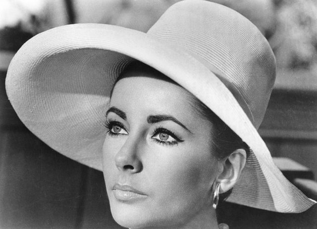 Elizabeth-Taylor-Lead-Image