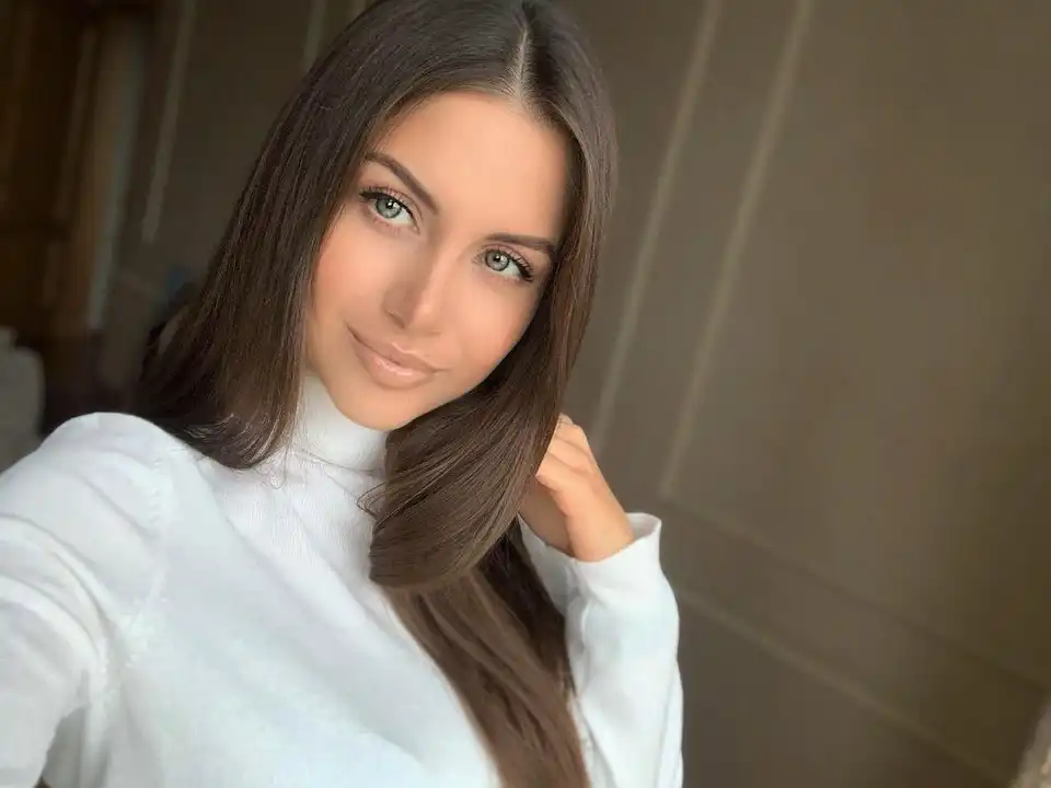 Alena Gogoleva Wallpapers Insta Fit Bio (13)