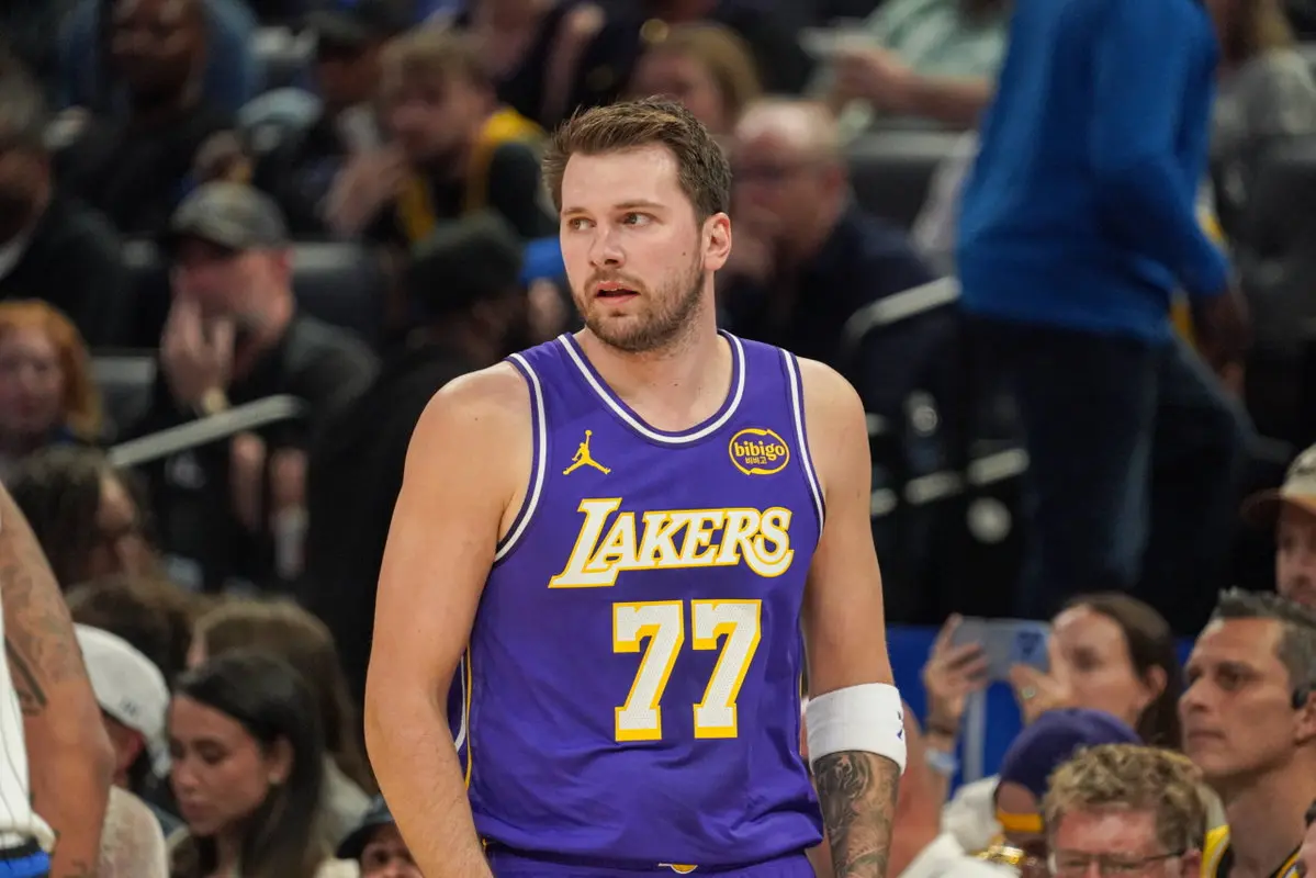Basketball Star's Father Excludes Rival from Top Player List