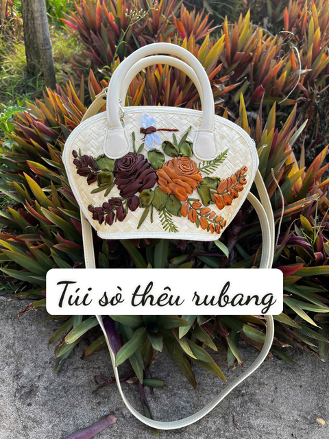 Túi sò thêu ruy băng
