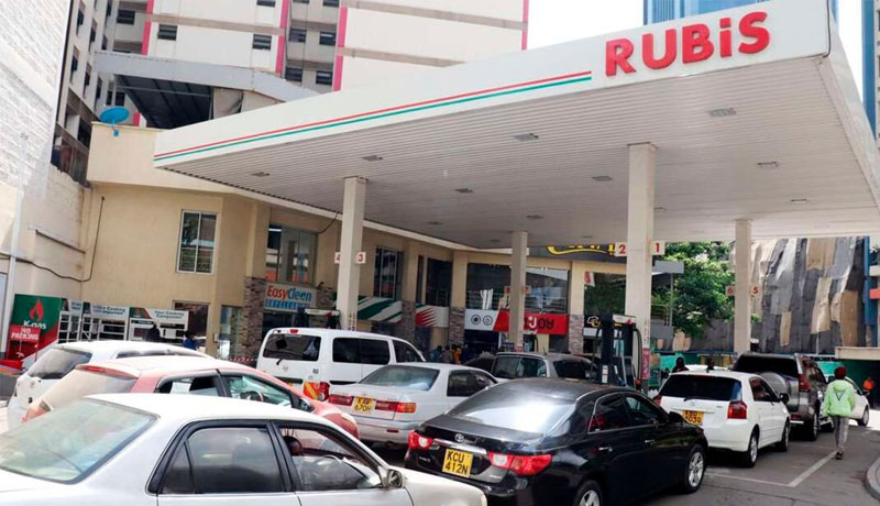 Illustration - Kenya : Ruto promet -50% de TVA sur le carburant, livre -18,75% — quand le populisme rencontre le code fiscal