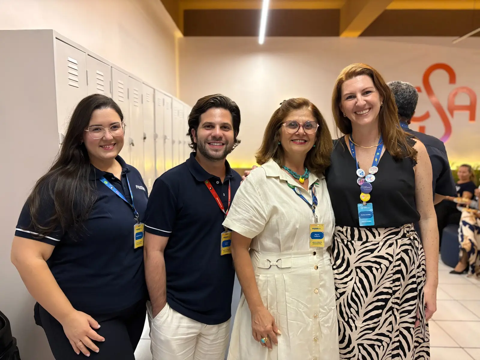 Diretora Do Csa Narda Jorosky E Equipe De Recursos Humanos Da Femm