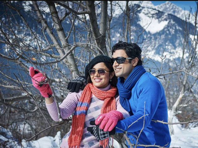 Honeymoon Couple Kashmir